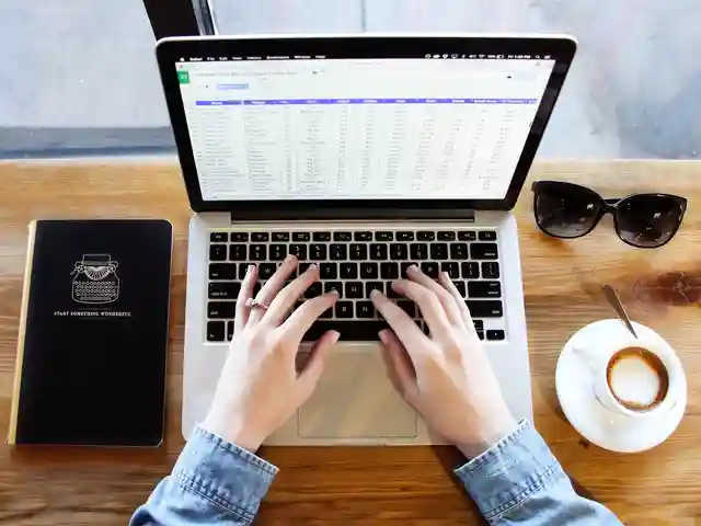 small/can-i-make-money-online-by-typing.webp
